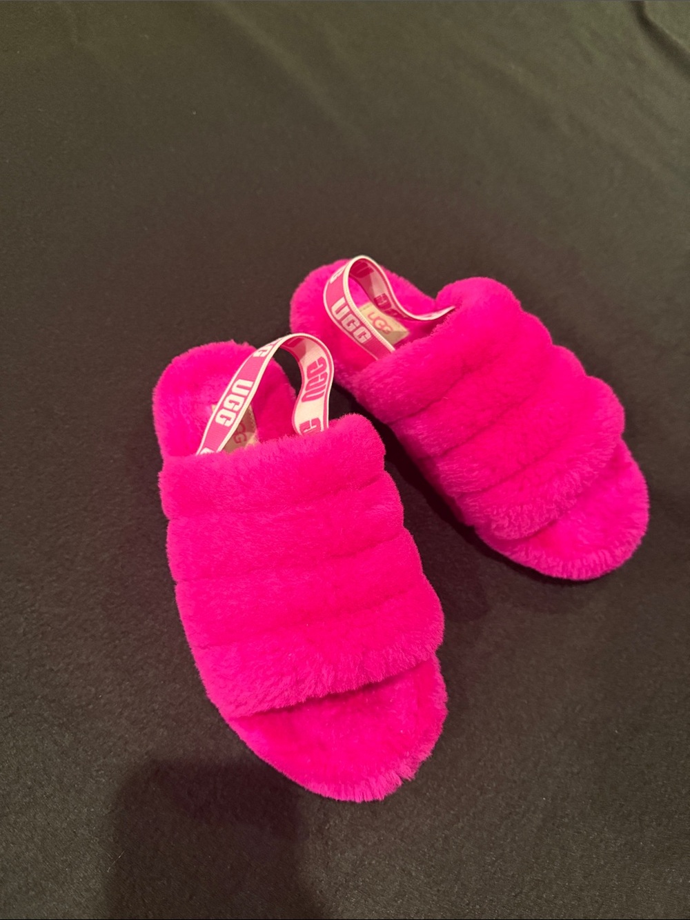 UGG Kids Hot Pink Faux-Fur Slide Sandals with Branded Heel Strap